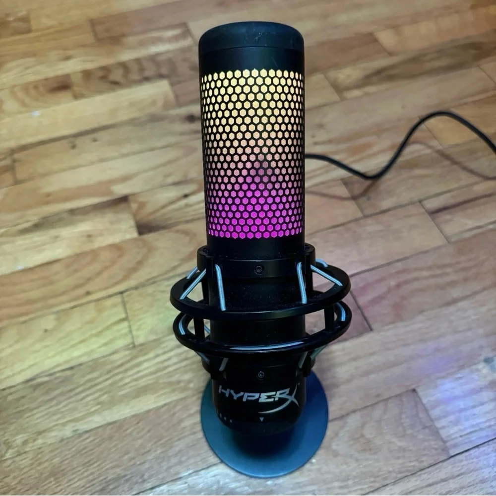 HyperX QuadCast S - USB Microphone - RGB Lighting (First Generation)